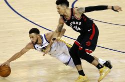 开云体育-关于内马尔在勇士比赛中出色防守，回归赛场引发热议！的信息