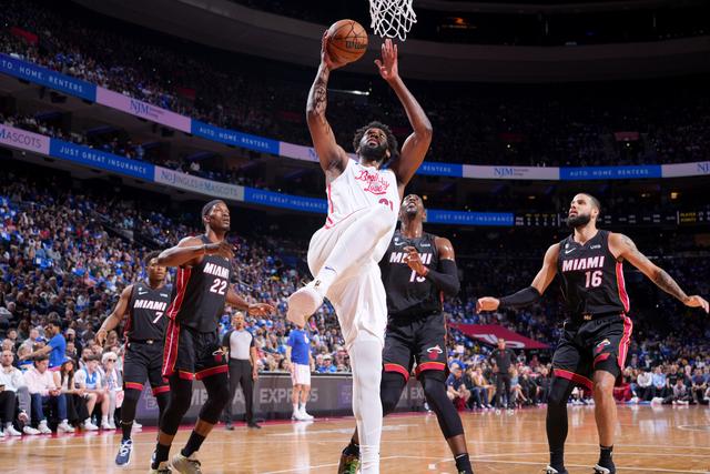 关于巴特勒连续七场比赛得分超过精彩发挥,热火挑战极限!的信息 关于巴特勒连续七场比赛得分超过精彩发挥,热火挑战极限!的信息